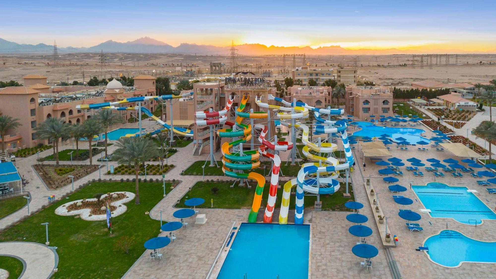Pickalbatros Aqua Park Resort - Hurghada Exterior photo